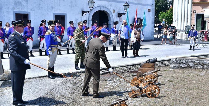 Treća svečana smjena straže i dodjela uspomenica