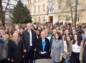 Predsjednica danas s gimnazijalcima i korisnicima Centra za odgoj i obrazovanje djece i mladeži