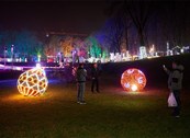 Bajka na ledu i koncert Damira Kedže: večeras počinje Advent na karlovačkoj Promenadi