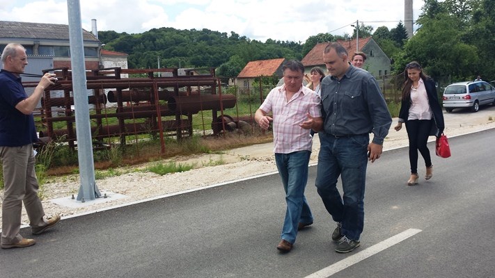 Gradonačelnik u obilasku nove prometnice na Maloj Švarči