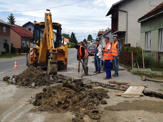 Izgradnja kanalizacije u Mostanju i Logorištu 