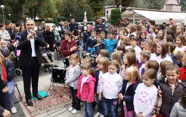 Dječjom pjesmom počeo Dječji tjedan