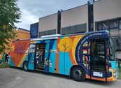 Svi u Karlovačkoj županiji mogu do knjiga zahvaljujući projektu Gradske knjižnice Karlovac: Stigao novi bibliobus, koji obilazi čak 77 stajališta